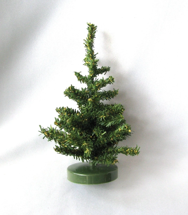 Trang trí góc bàn xinh xắn cùng làm cây giả tí hon trang trí