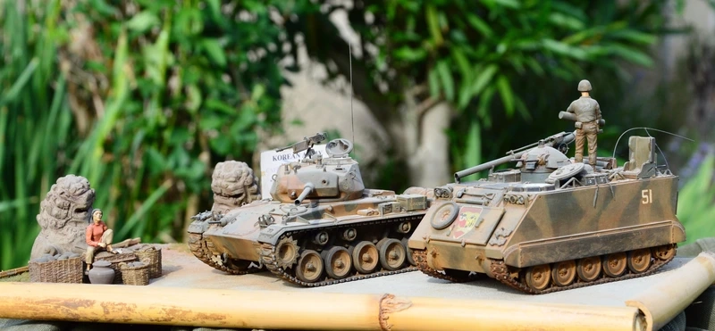 Thu nhỏ trận đánh với mô hình chiến tranh mini 1:72