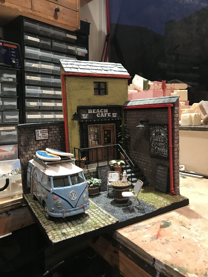 Dễ thương và xinh xắn nhờ mô hình quán cafe mini dễ thương