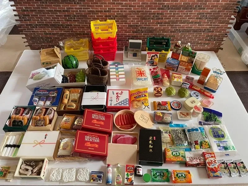 Trang trí thú vị cùng mô hình cửa hàng nhỏ