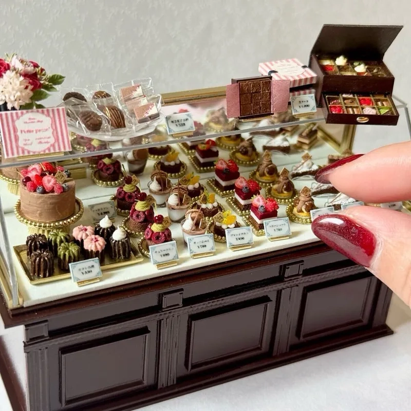 Trưng bày tinh tế với cửa hàng đồ ăn mô hình