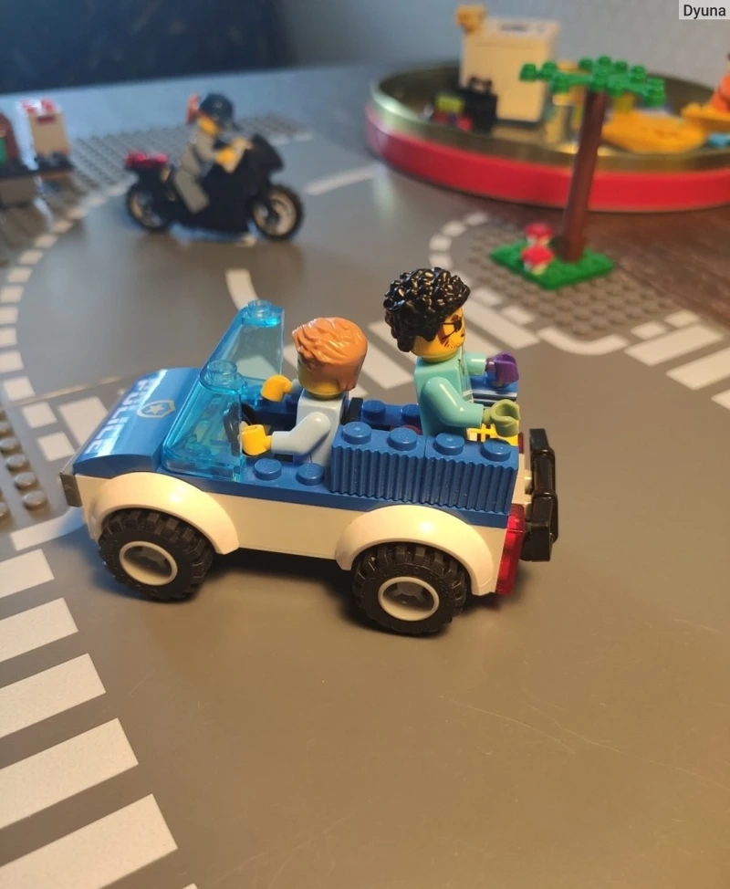 Mô hình cực kỳ chi tiết thành phố lego tí hon mô hình