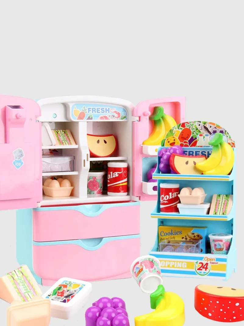 Bé yêu thích tủ lạnh tí hon đáng yêu