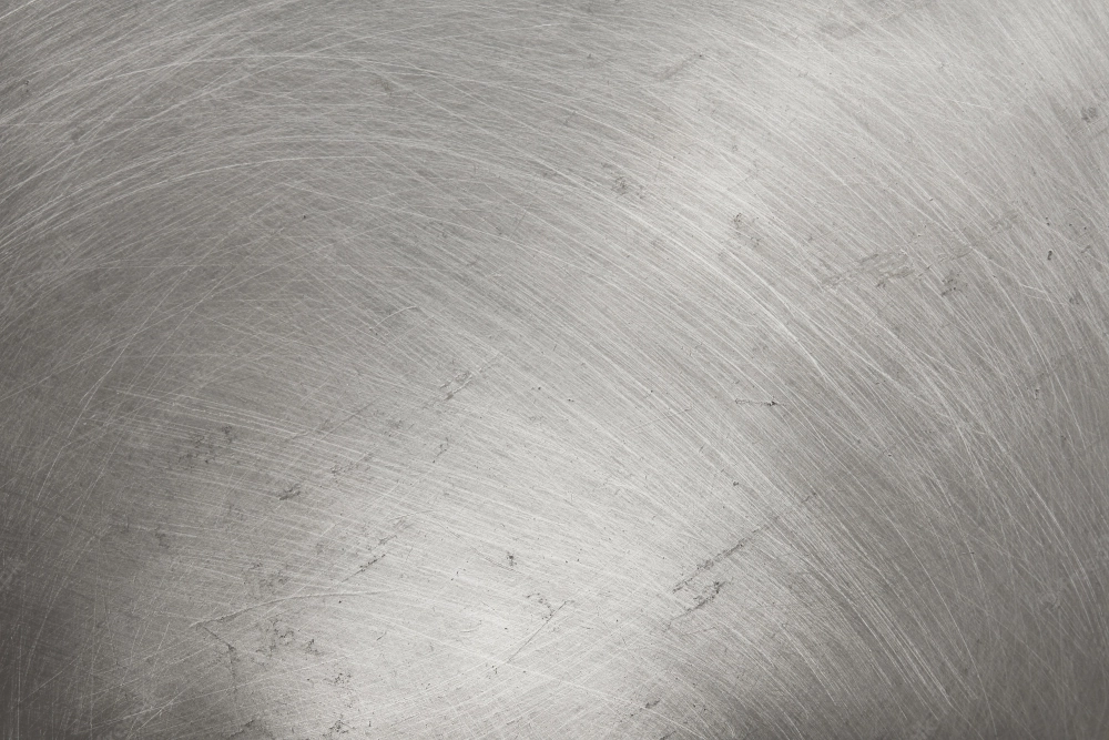 Vết xước inox tạo hiệu ứng ánh bạc sắc lạnh