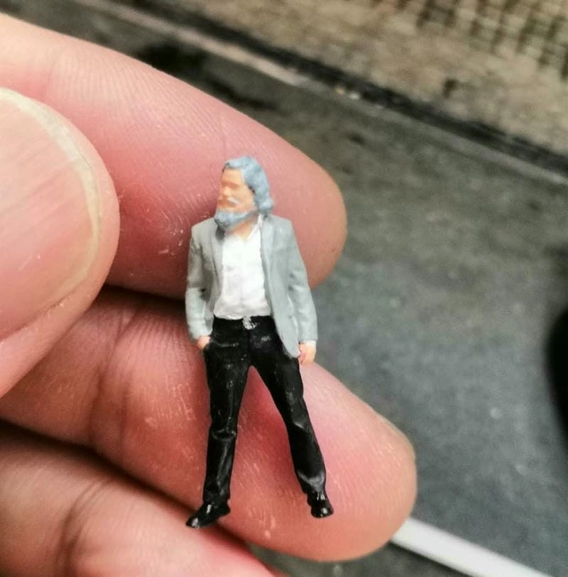 Mua mô hình người tí hon 1:64 dễ dàng nhiều lựa chọn