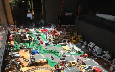 Khám phá thế giới thành phố lego tí hon đầy sắc màu kỳ ảo