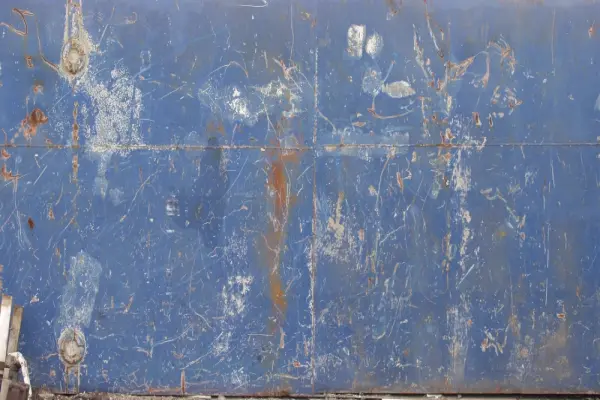 Ngỡ ngàng trước vết xước trên kim loại trong thế giới vi mô