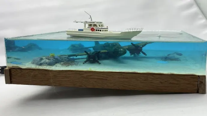 Khám phá diorama dưới nước tái hiện thế giới đại dương kỳ ảo