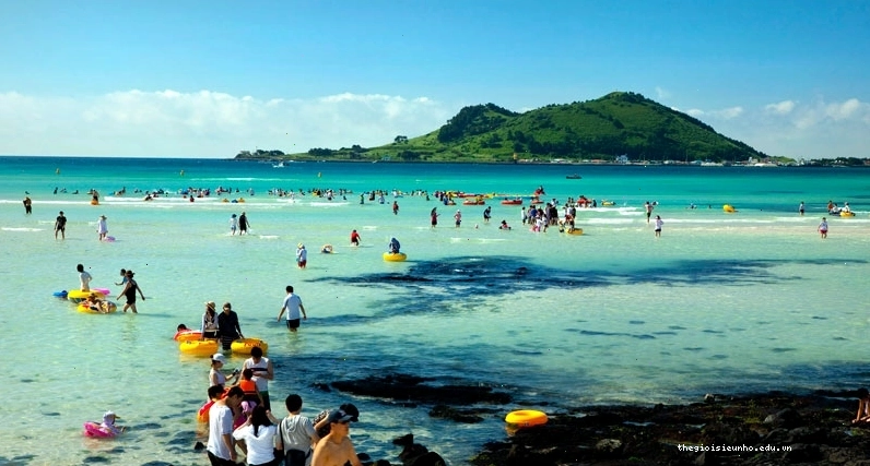 Bãi biển tuyệt đẹp trên đảo Jeju