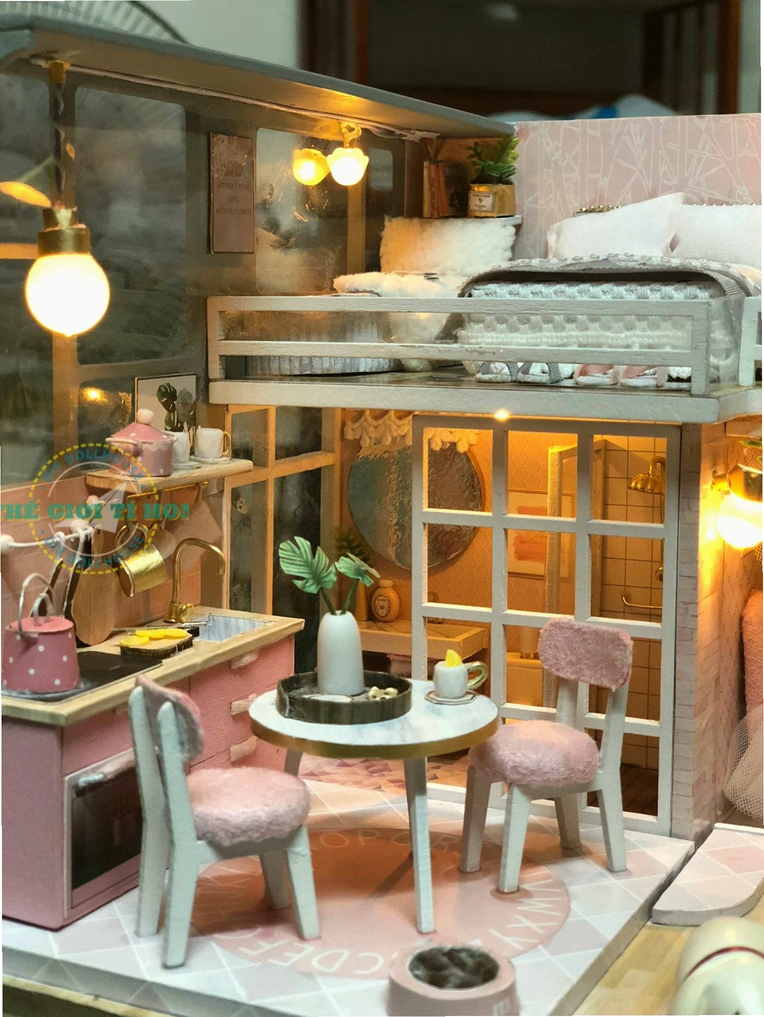 Bộ mô hình nhà gỗ DIY với đầy đủ chi tiết và dụng cụ lắp ráp