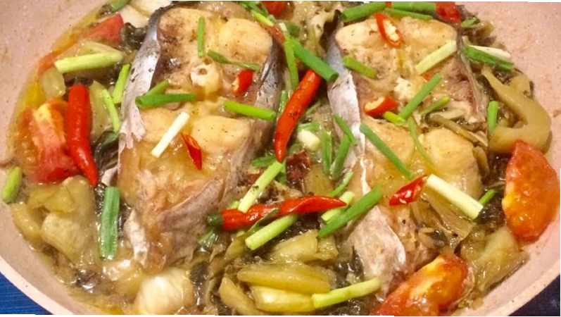 Cá basa kho dưa chua chống ngán hiệu quả