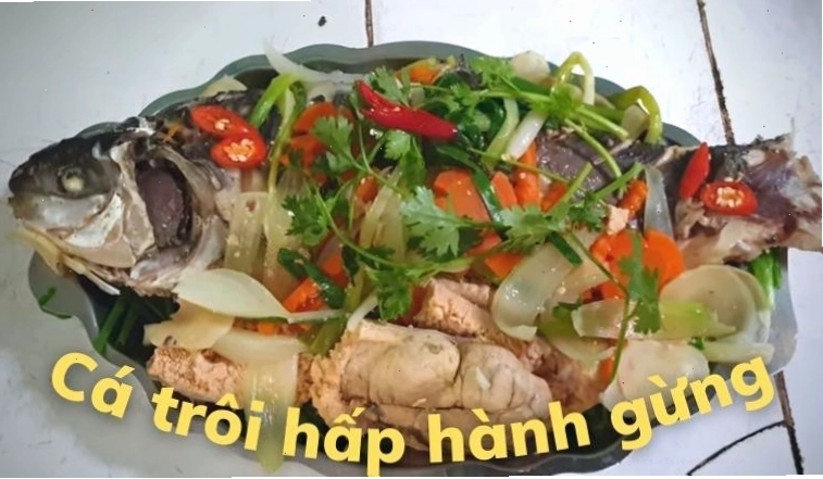 Cá trôi hấp hành gừng thơm lừng
