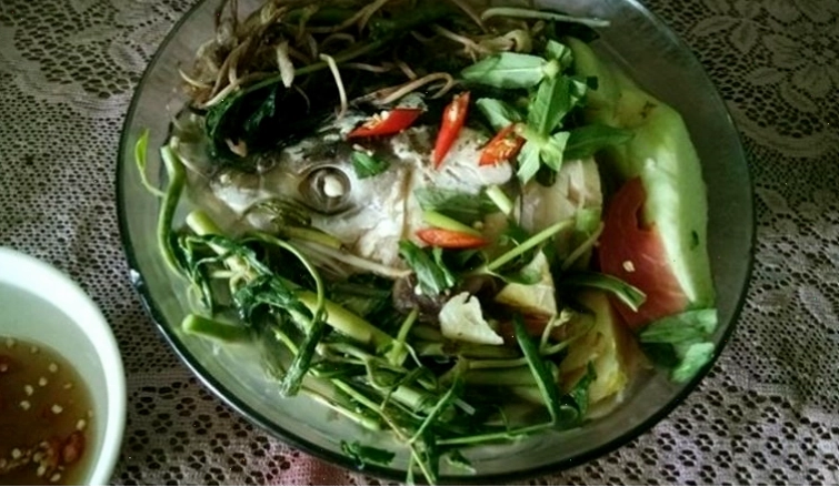 Canh chua cá trôi với vị chua ngọt hài hòa