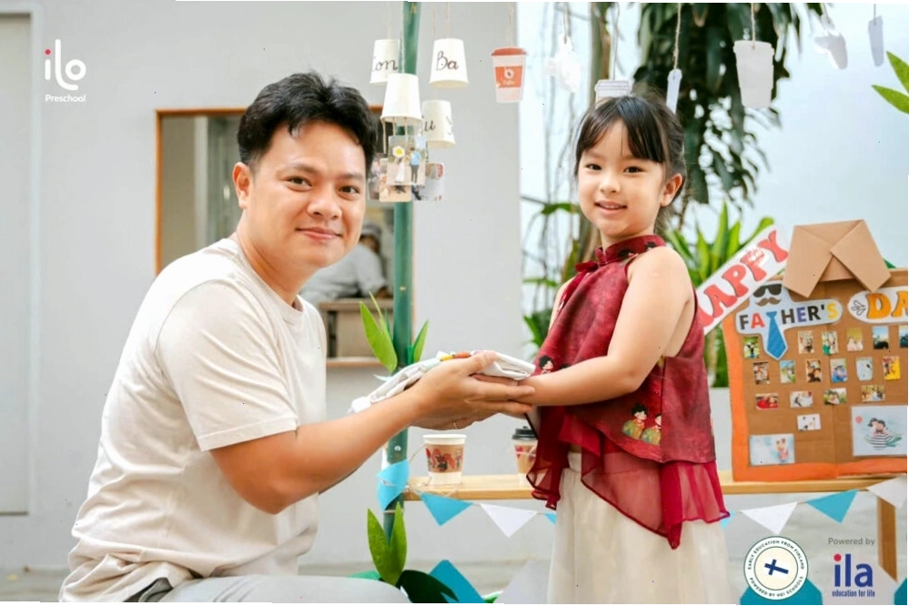 Góc nghệ thuật mầm non ý tưởng Ngày của Cha