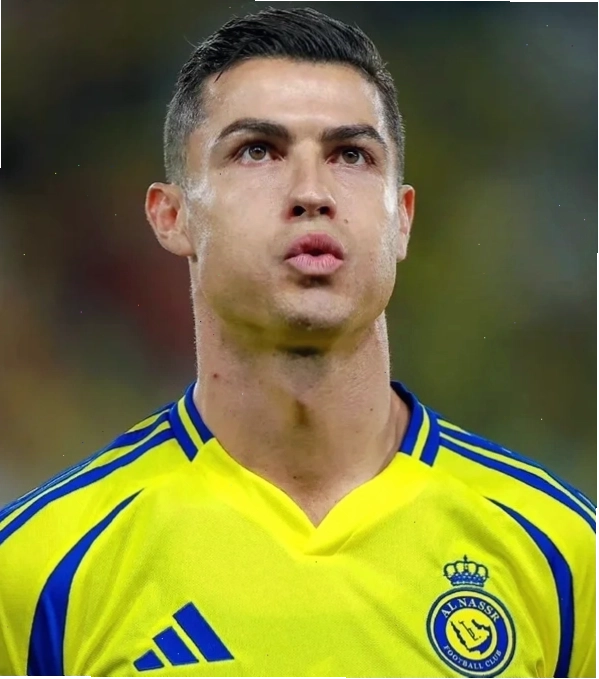 Hình ảnh chế meme Ronaldo với chú thích dí dỏm