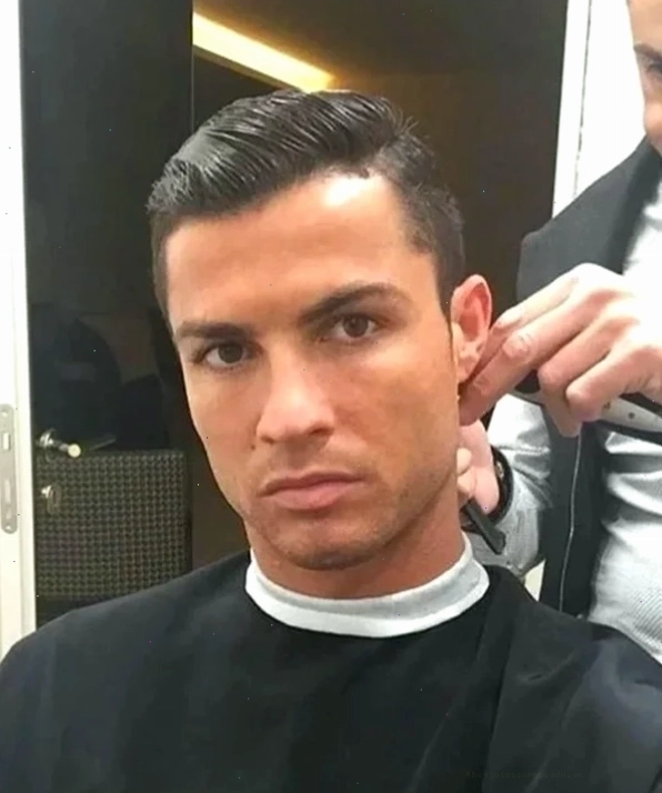 Hình ảnh meme Ronaldo "bá đạo"