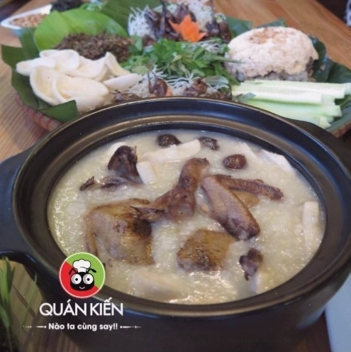 Lẩu chim câu tại Quán Kiến