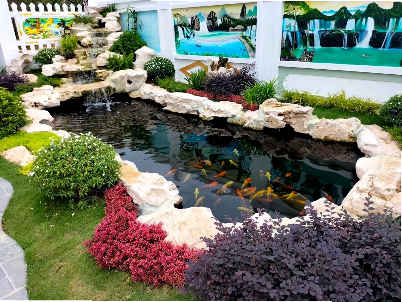 Mẫu tiểu cảnh sân vườn đẹp với sự bố trí tinh tế