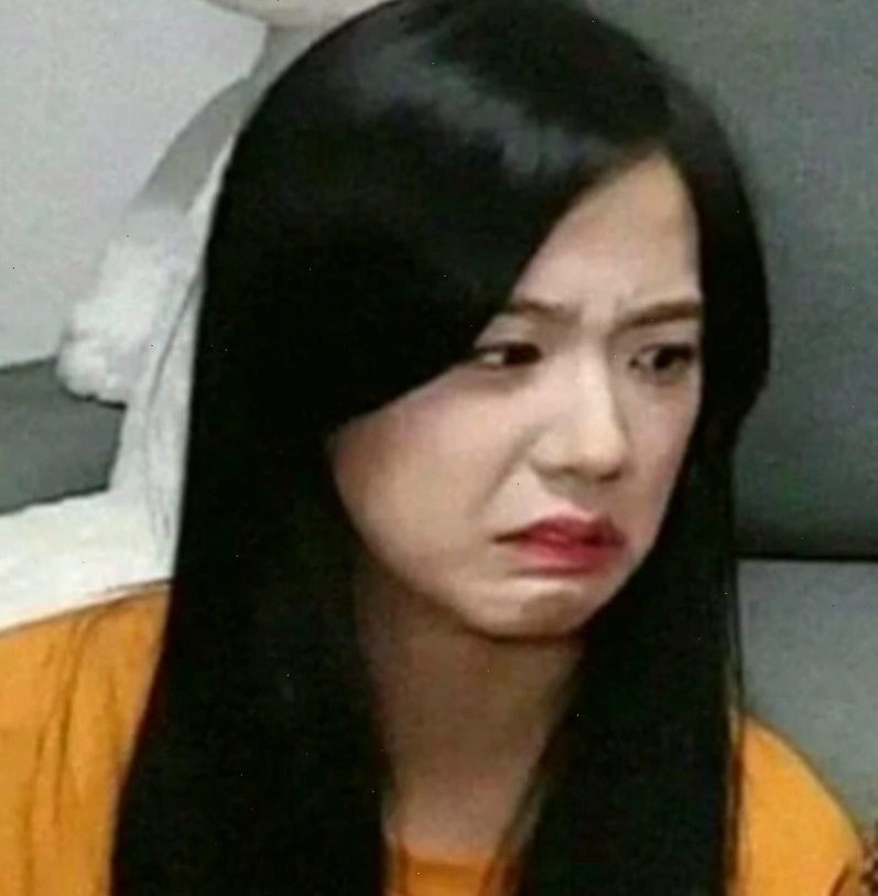 Meme người nổi tiếng biểu cảm khinh bỉ