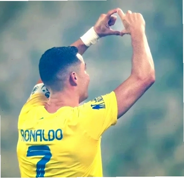 Meme Ronaldo thể hiện sự tự tin