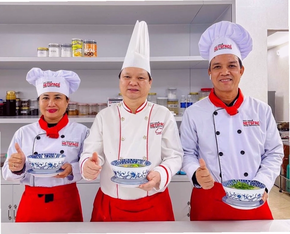 Mô hình quán ăn vặt nhỏ với phong cách trang trí độc đáo