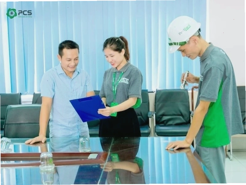 Rễ cây bị tuyến trùng tấn công