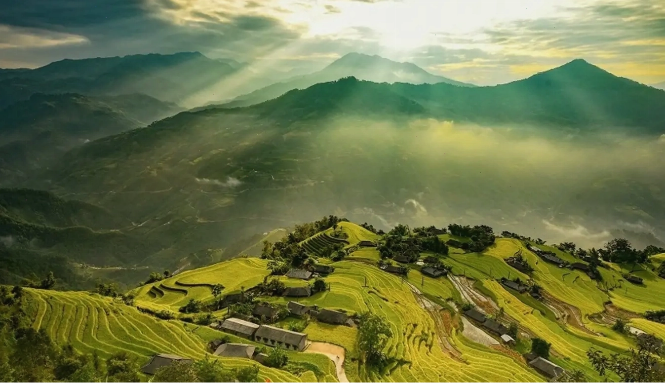 Ruộng bậc thang Su Phì trải dài như những nấc thang lên thiên đường