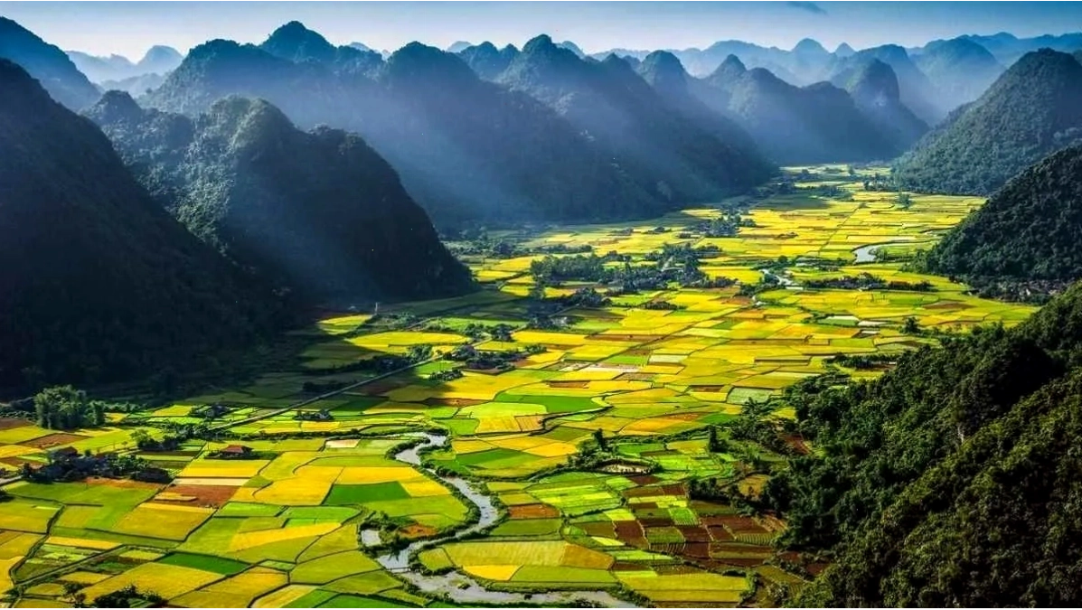 Vẻ đẹp hùng vĩ của đèo Mã Pí Lèng, Hà Giang