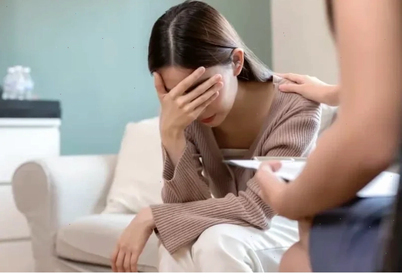 Biểu hiện của giai đoạn hưng cảm và trầm cảm ở phụ nữ